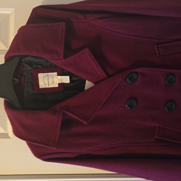 VINE & VALLEY BRAND WOMEN'S BURGUNDY PEACOAT SIZE MEDIUM - Picture 2 of 16